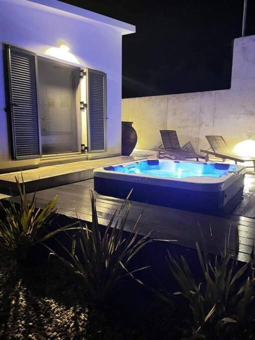 Ek Ornelakis, Luxury Country House With Jacuzzi Chania  ภายนอก รูปภาพ